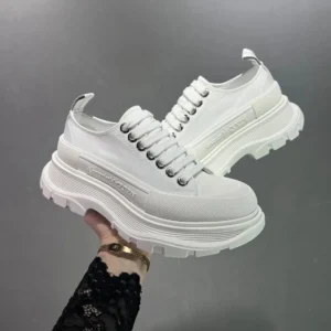 Alexander McQueen Tassel Low Sneakers