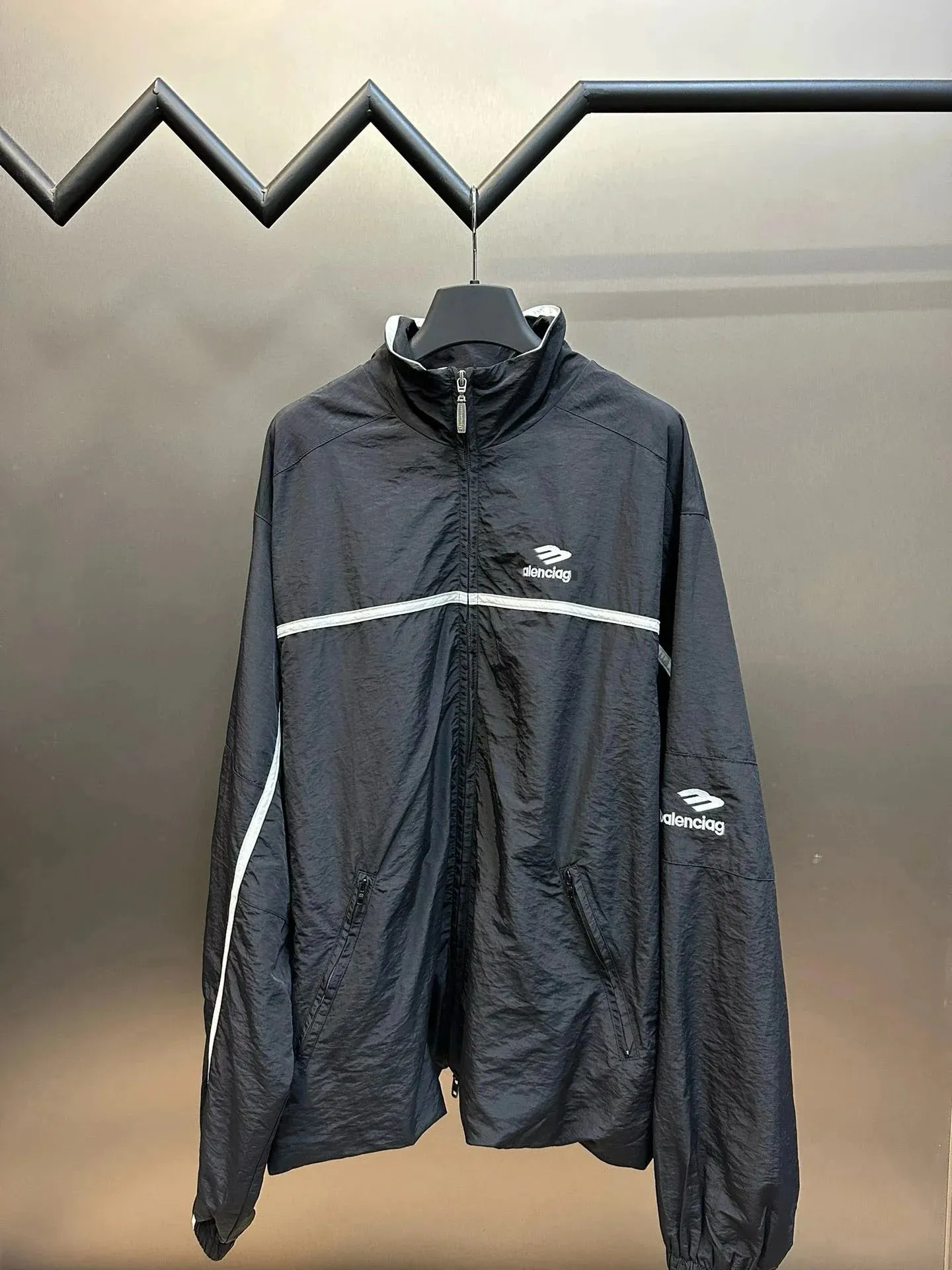 Balenciaga Windbreaker Jacket - Stylish & Lightweight