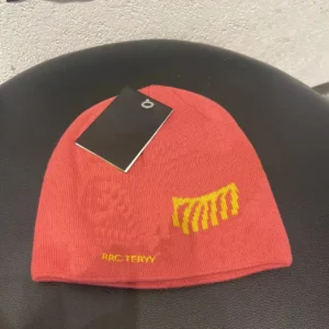Arc'teryx Beanie with Vibrant Yellow Design