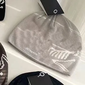Arcteryx Cerium SL Beanie - Warm & Stylish