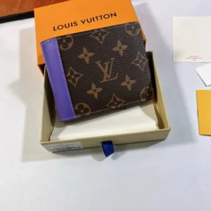 Louis Vuitton Monogram Wallet - Elegant and Stylish