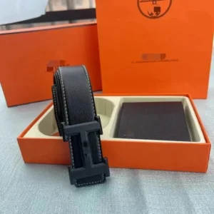 Herm??s Classic H Belt and Wallet Set