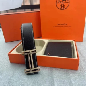 Herm??s Classic Belt & Wallet Set