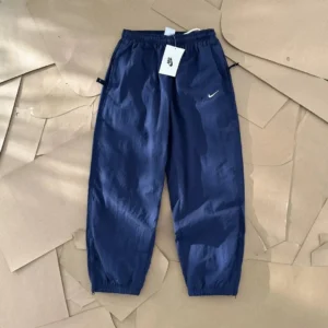 Nike Sportswear Lightweight Track Pants
