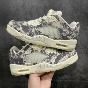 Air Jordan 5 Retro Low Classic Sneakers