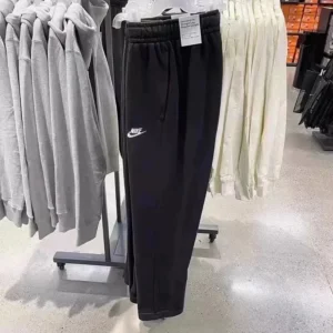 Nike Essential Fleece Joggers Pants