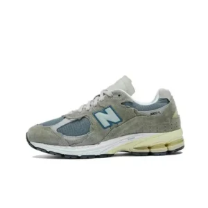 New Balance 2002R Retro Classic Sneaker