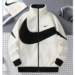 Nike Sportswear Fleece Jacket, Warm and Stylish