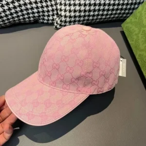 Gucci GG Supreme Baseball Cap