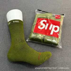 Supreme Hanes Cushion Crew Socks Pack