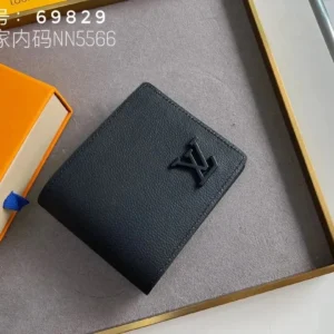 Louis Vuitton Classic Wallet 69829