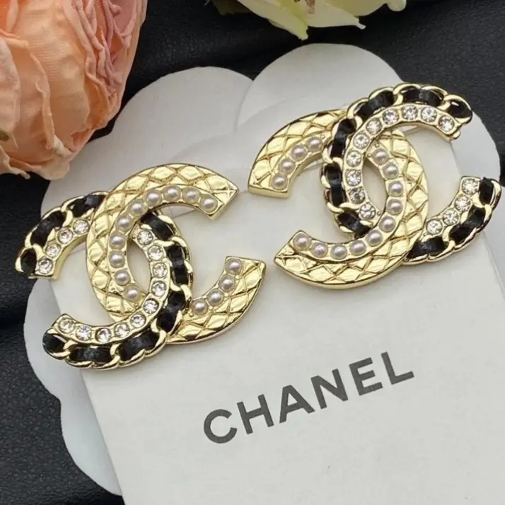 Chanel CC Logo Earrings Gold Tone