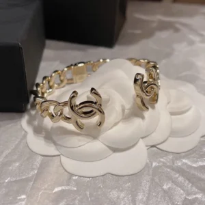 Chanel Gold Chain Bracelet with CC