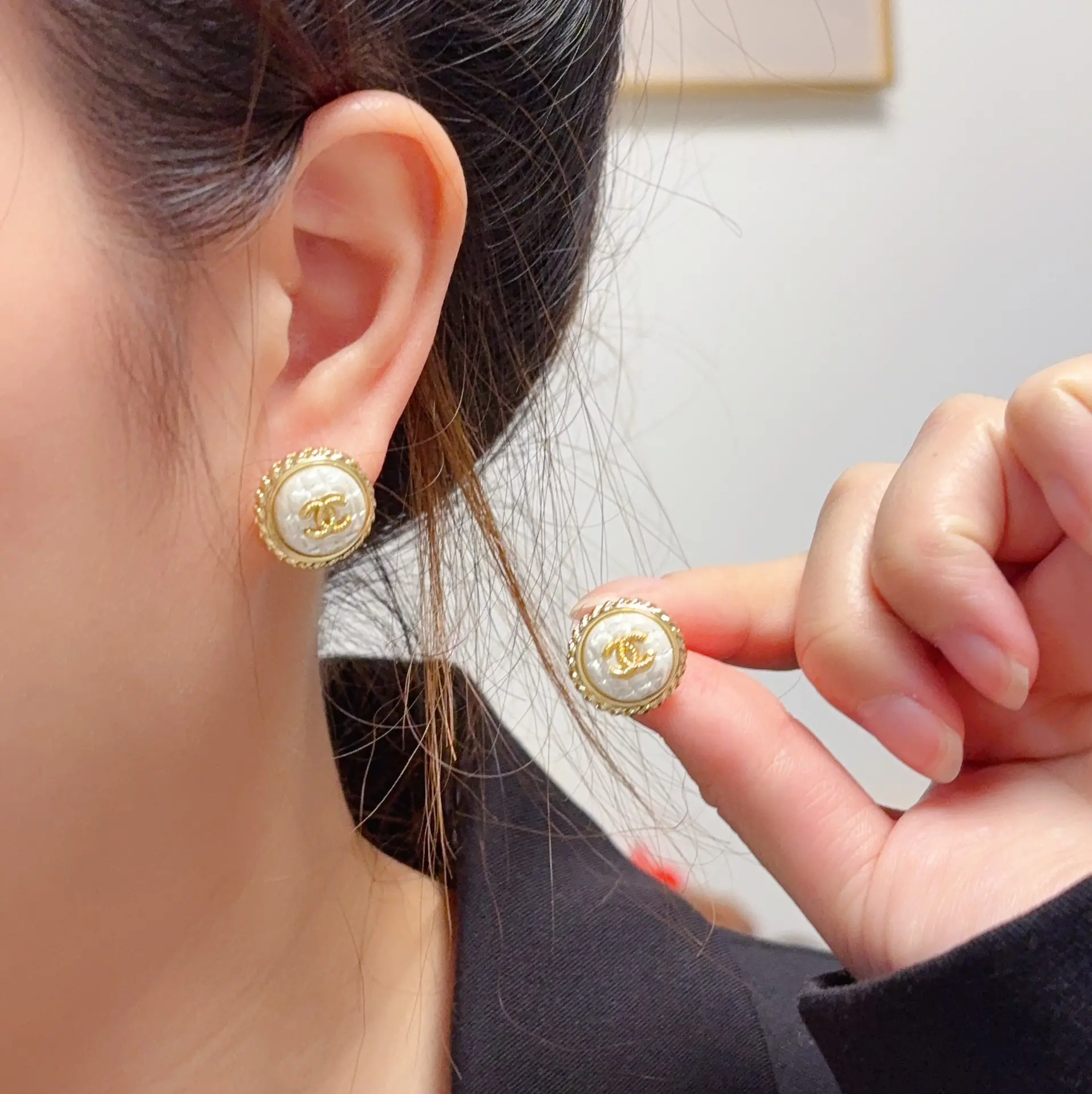 Chanel Vintage Round Stud Earrings