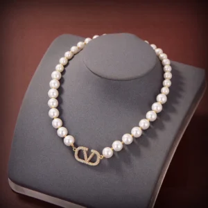 Valentino Garavani Pearl Necklace